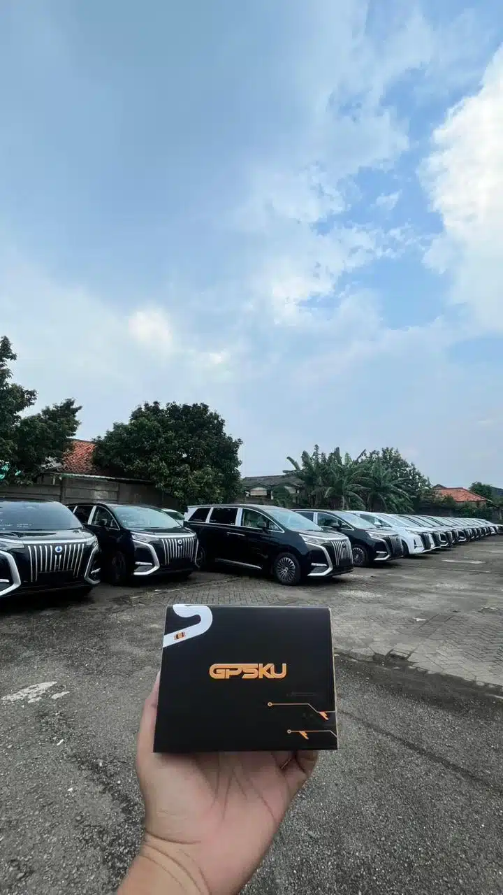 pasang gps mobil byd denza di tangerang